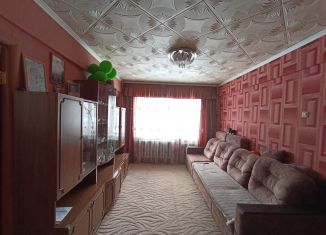 Продается 4-ком. квартира, 58 м2, Омск, улица 12 Декабря, 111