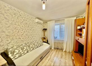 Продам 1-ком. квартиру, 43 м2, Самара, Нагорная улица, 133, метро Победа