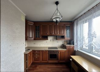 3-комнатная квартира в аренду, 74 м2, Москва, Кунцевская улица, 8к1, район Кунцево