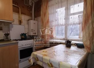 Продам трехкомнатную квартиру, 57 м2, Калуга, улица Никитина, 93