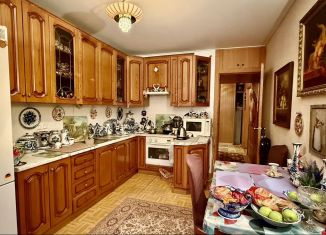 Продажа трехкомнатной квартиры, 105 м2, Москва, район Кунцево, Рублёвское шоссе, 20к1