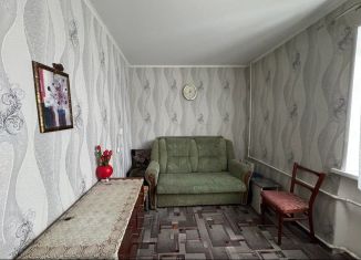 Продажа 2-комнатной квартиры, 43 м2, Каменск-Шахтинский, улица Щаденко, 15