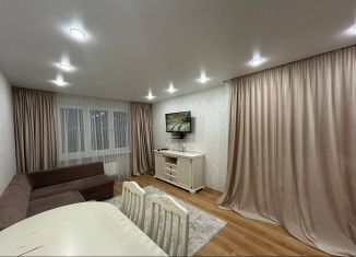 Продажа 2-ком. квартиры, 59 м2, Крымск, улица Надежды, 4