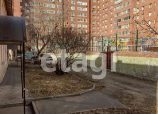 Продам 3-ком. квартиру, 58 м2, Красноярский край, улица Кутузова, 28