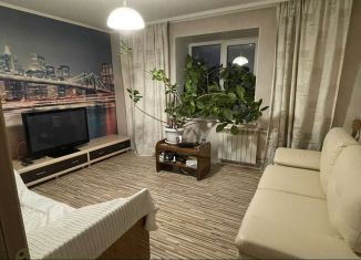 Продажа 4-комнатной квартиры, 83.2 м2, Омск, Харьковская улица, 25к2