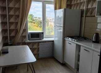 Сдача в аренду 3-ком. квартиры, 62 м2, Казань, Волгоградская улица, 30