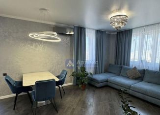 Продажа 3-комнатной квартиры, 90 м2, Тюмень, улица Раушана Абдуллина, 2, ЖК Кристалл