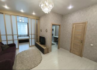 Продается трехкомнатная квартира, 70 м2, Абакан, улица Стофато, 5Д