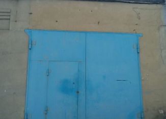 Продаю гараж, 30 м2, Губкин, Комсомольская улица, 18