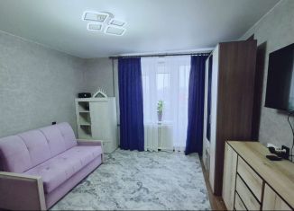 Продаю 1-ком. квартиру, 35 м2, Санкт-Петербург, улица Белы Куна, 19к1, метро Международная