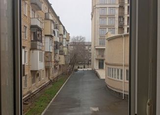 Продается 4-комнатная квартира, 48 м2, Каспийск, улица Ленина, 15