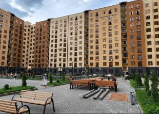 Продажа 2-ком. квартиры, 85 м2, Нальчик, улица Шарданова, 52А, район Хладокомбинат