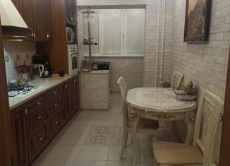 Продается трехкомнатная квартира, 74 м2, Саратов, улица имени П.Ф. Батавина, 12, Кировский район