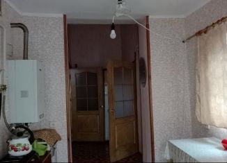 Продажа 2-комнатной квартиры, 50 м2, Евпатория, улица Толстого, 36