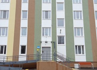 Двухкомнатная квартира на продажу, 77 м2, Губаха, Октябрьский проспект, 14В