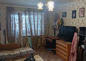 Трехкомнатная квартира на продажу, 58 м2, Железногорск, проспект Курчатова, 22