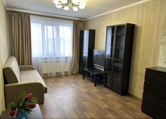 Продаю многокомнатную квартиру, 53.8 м2, Казань, улица Фатыха Амирхана, 51