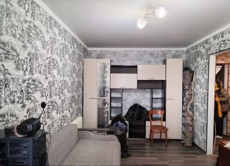 Продам 1-ком. квартиру, 30 м2, Азов, улица Пушкина, 108