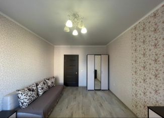 Продажа 1-ком. квартиры, 41 м2, Новороссийск, улица Бориса Пупко, 3