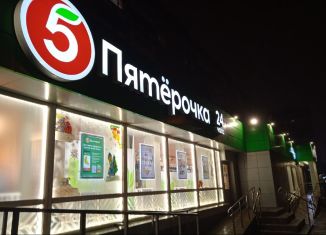 Продам торговую площадь, 550 м2, Москва, улица Вавилова, 46, метро Университет