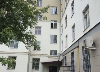 Продается комната, 18 м2, Казань, улица Побежимова, 47