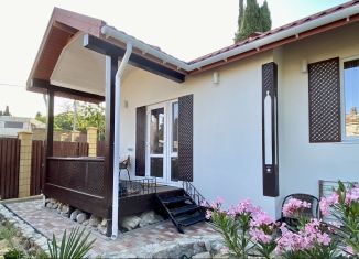 Продаю дом, 29 м2, Крым, улица Владимира Луговского, 7А