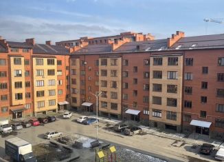 Продам 3-ком. квартиру, 90.5 м2, Северная Осетия, улица Курсантов-Кировцев, 29к2