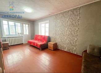 Продаю 1-ком. квартиру, 30.5 м2, Бийск, улица Виктора Петрова, 20