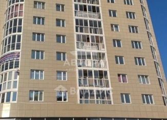 Продам 2-ком. квартиру, 62 м2, Магнитогорск, улица 50-летия Магнитки, 35к1