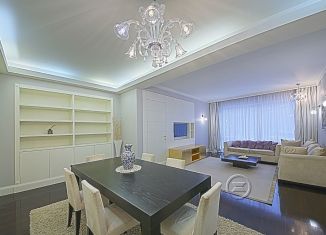 Трехкомнатная квартира в аренду, 115 м2, Москва, Нежинская улица, 1к1, ЗАО