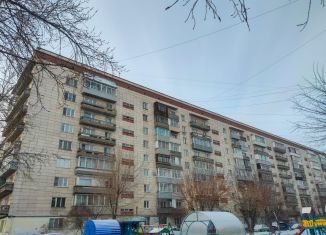 Продаю однокомнатную квартиру, 36 м2, Красноярск, улица Воронова, 27