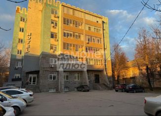 Продаю 4-ком. квартиру, 130 м2, Калуга, Переходная улица, 5А, Московский округ