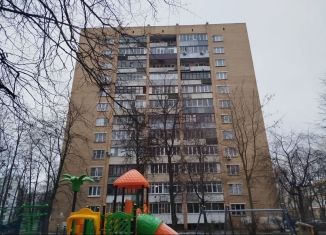 Продам 2-ком. квартиру, 52.3 м2, Одинцово, Молодёжная улица, 5