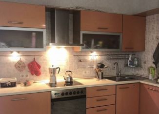 Продажа 2-комнатной квартиры, 56 м2, Москва, улица Герасима Курина, 14к2, метро Славянский бульвар