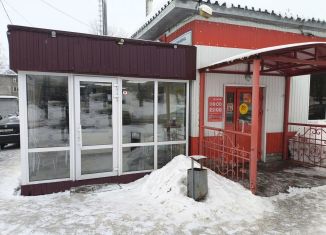 Продаю торговую площадь, 20 м2, Киров, улица Калинина, 2А