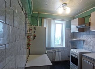 Продам 3-ком. квартиру, 61 м2, Сертолово, улица Молодцова, 11