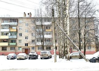 4-комнатная квартира на продажу, 62 м2, посёлок Кувшиново, Майская улица, 18