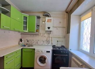 Продажа 2-комнатной квартиры, 50 м2, Каменск-Шахтинский, улица Ворошилова, 159Б