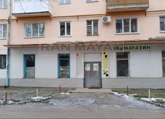 Продам помещение свободного назначения, 170 м2, Майкоп, 2-я Кирпичная улица, 9
