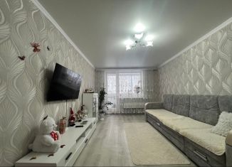 Продажа двухкомнатной квартиры, 53 м2, Азнакаево, улица Тукая, 3