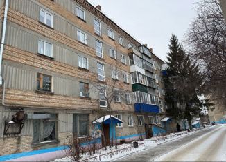 Продаю 2-комнатную квартиру, 47 м2, Еманжелинск, улица Гагарина, 8