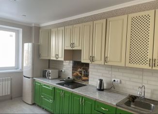 Сдается в аренду 2-ком. квартира, 70 м2, Ростов-на-Дону, переулок Крючкова, ЖК Три Сквера Зелёный Квартал