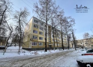 Продается 3-ком. квартира, 61 м2, Мордовия, улица Есенина, 16