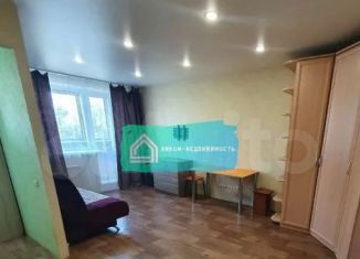 Продается 1-ком. квартира, 30 м2, Красноярск, улица 8 Марта, 43