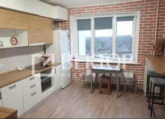 Сдаю в аренду 3-ком. квартиру, 80 м2, Кострома, улица Олега Юрасова, 1