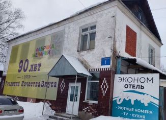 Продается помещение свободного назначения, 215 м2, Можга, Октябрьский переулок, 1