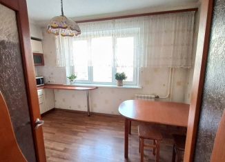 Сдается 3-ком. квартира, 90 м2, Красноярск, улица Водопьянова, 6В, Советский район