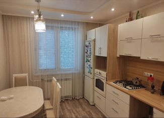 Сдаю в аренду 4-ком. квартиру, 79 м2, Татарстан, Корабельная улица, 31