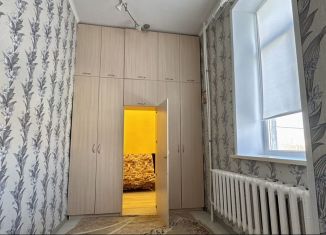 Продам 1-комнатную квартиру, 30 м2, Новгородская область, Индустриальная улица, 25А