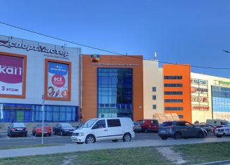 Сдаю торговую площадь, 1 м2, Гатчина, Пушкинское шоссе, 15